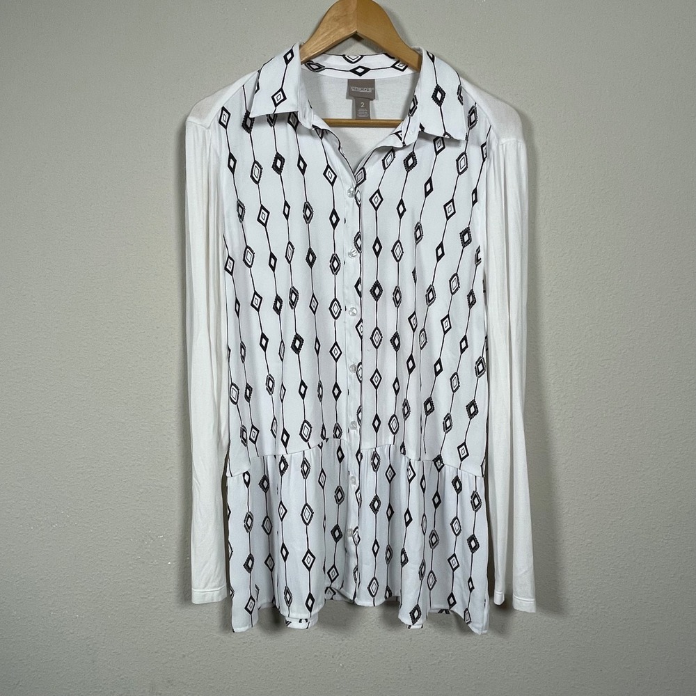 Chico's Button Up Women‎ Size 2 White Black Geometric Mixed Media Travel Peplum